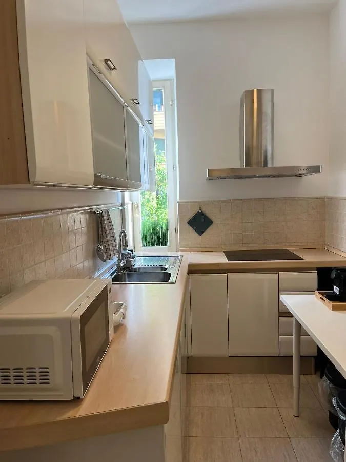 House Of Mia In Prati Apartment Rome